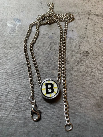 Boston Bruins slide charm necklace Cover