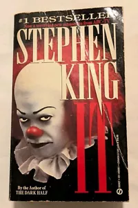 It - Stephen King - Signet MMPB 1990 - Pennywise Cover Art Tim Curry Miniseries - Picture 1 of 8