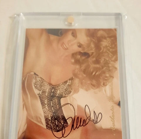 Playboy Shannon Tweed Signed Trading Card /2750 Autograph GENE SIMMONS WIFE Cover
