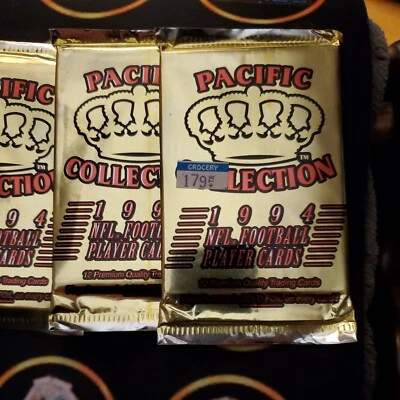 1994 Pacific Crown Collection Football 12 Card Pack x 2 unopened packs. - Image 1 of 3