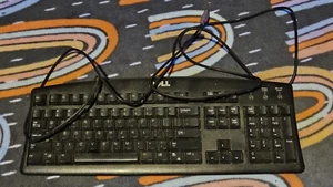 Dell Ps/2 Wired Keyboard - SK-8110 - Tested And Working - Picture 1 of 11