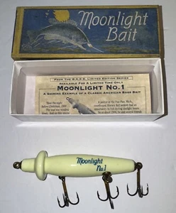 Moonlight No.1 B.A.S.S. 2001 Limited Series Collector's Edition Lure - Picture 1 of 3