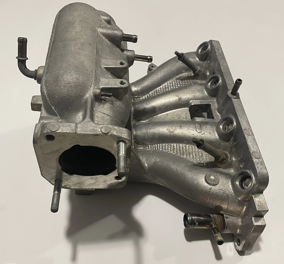 1996 - 1998 年本田 civic Ex Vtec 进气歧管,P2P 1PT-6 Vtec,D16Y8 自动 — 第 1/4 张图片