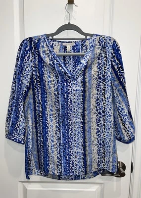 Blusa para mujer Dana Buchman azul con estampado de animales mangas 3/4 talla pequeña Foto 1 de 4