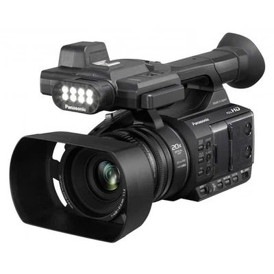 Videocámara Panasonic AG-AC30 1080p, batería OEM, adaptador de CA, tarjeta de 64 GB 300 MB/s) Foto 1 de 4