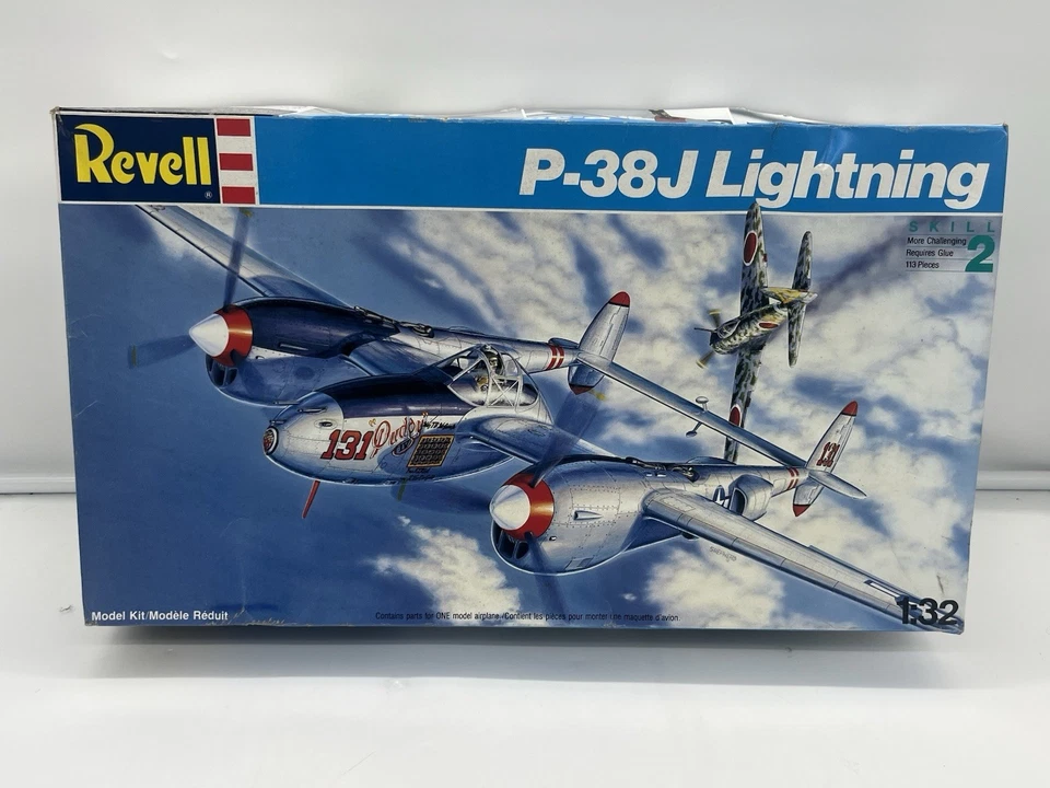Revell P-38j Lightning Kit 4749 Scale 1 32