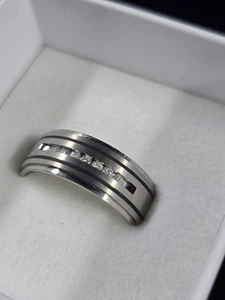 Cincel Titanio Pulido/Cepillado Esmaltado 1/4ct Tw. Banda de diamantes de 9 mm - Imagen 1 de 9