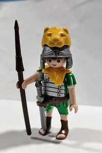 PLAYMOBIL SOLDADO ROMANO VERDE CON CASCO DE LEON - 2/7/24 - Picture 1 of 1