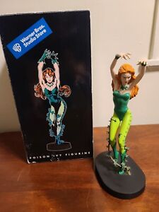 Poison Ivy Statue Warner Brothers DC Comics 