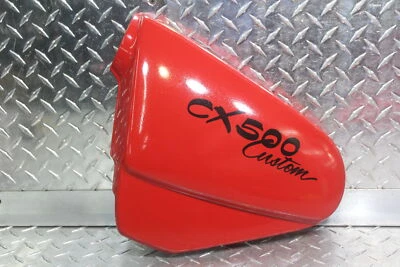 Honda CX500C 1980 personalizado rojo cubierta lateral izquierda carenado 83600-449A Foto 1 de 4