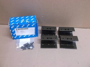 BEF-3WNGBCST4 Sick NEW In Box FGS Light Curtain Mounting Brackets 2021646 - Picture 1 of 4