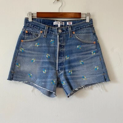 Pantalones Cortos Levis Re/Done Floral Bordado Denim Tiro Alto Corte Para Mujer 26 Foto 1 de 4
