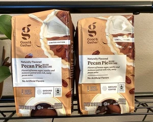 Good & Gather 2 Packungen Pecan Pie Light Roast Gemahlener Kaffee Best by 05/2025 Neu  - Bild 1 von 3