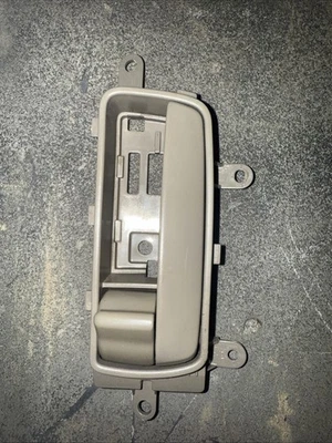 2011 Nissan Sentra Interior Driver Front Left Door Handle Tan OEM - Image 1 of 2