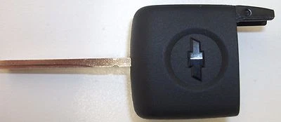 VE Commodore blank key with Chev Logo  92193937 - Image 1 of 3