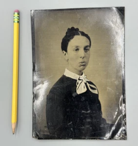 Late 1800s Portrait 5 x 7-inch TINTYPE Hand-Colored Painted Scarf Photograph - Imagen 1 de 11