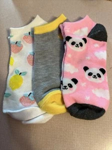 Women's Decorative No Show Socks Set Of Three Shoe Size 4-10 Brand New - Picture 1 of 1