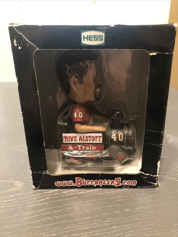 Hess Tampa Bay Buccaneers Mike Alstott #40 A-Train Commemorative Bobble Head 08 Cover