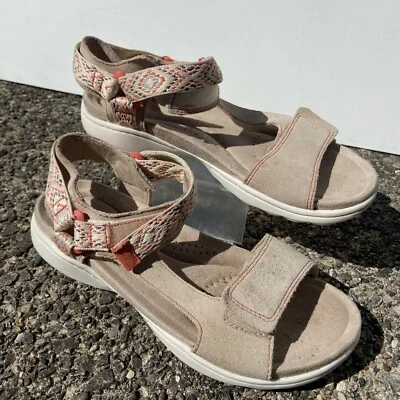 Sandalias planas Clarks Amanda Step para mujer talla 6 ajustables Southwestern crema deportivas Foto 1 de 4