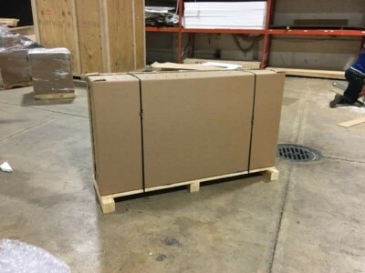 Parabrisas Dodge Viper (GEN 1 - OEM MOPAR) (1992-2002 RT/10) *TOTALMENTE NUEVO* Foto 1 de 4