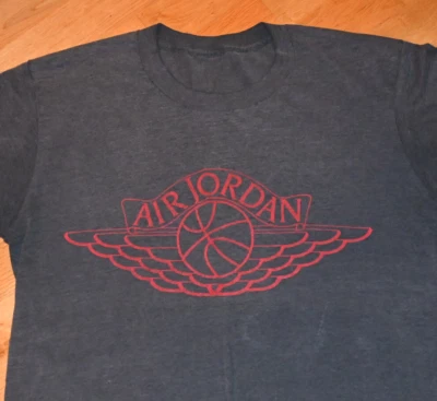*1980's MICHAEL JORDAN / NIKE AIR* vtg sneakers wings tee shirt (L/XL) 1985 NBA - Image 1 of 4