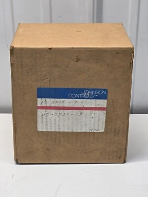 NEW JOHNSON CONTROLS P-5215-9 PRESSURE TRANSMITTER NEW IN BOX g9r - Image 1 of 2