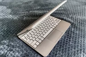 Asus Transformer Pad K010 (TF103C) White Edition- OEM pkg-with charger - Picture 1 of 7