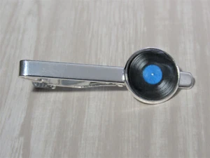 Clip de corbata para discos, barra de corbata para DJ, joyería de padrino, ropa formal, esposo de disc jockey - Imagen 1 de 2