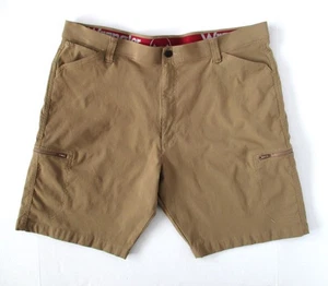 Wrangler Outdoor Cargo Shorts Herren Camel Khaki Comfort Waist Flex Stretch 42" - Bild 1 von 7
