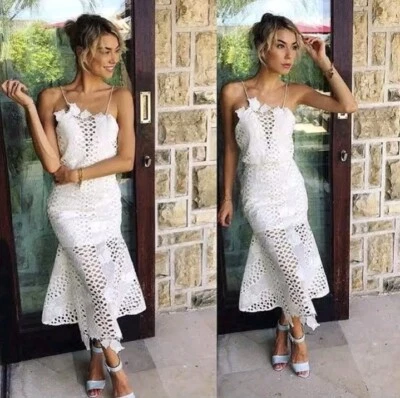 Alice McCall White Lovelight Lace Midi Dress Size 8 RP $500 Foto 1 de 4