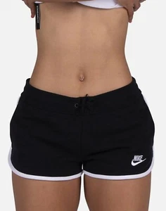 Pantalones cortos de lana Nike NSW Heritage. Nuevo. Talla para mujer: XL. - Imagen 1 de 3