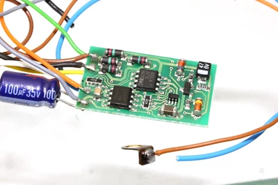 FX Decoder Lokdecoder Digital Decoder lastgeregelt für Märklin Wechselstrom - Bild 1 von 2