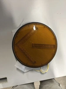 NEW 12" GE GTX YELLOW LED Traffic Light Turn Signal Lens 120V DR6-YTAAN-VLA - Picture 1 of 2