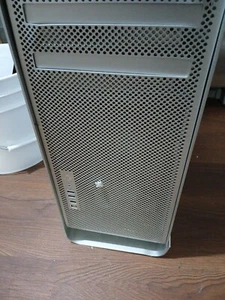 APPLE MAC PRO A1186 2X 2.66GHZ XEON DUAL CORE/DVDRW/2GB/300GB/NO OS/NVIDIA P345 - Picture 1 of 3