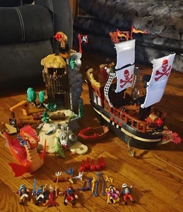 Fisher Price Imaginext Vintage Pirate Raider Ship & Buccaneer Bay Island - Picture 1 of 24