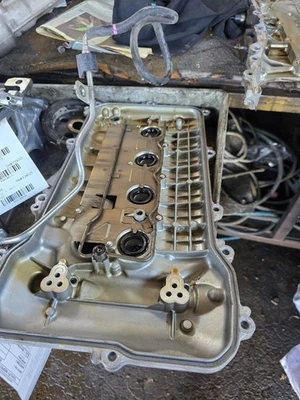 Cubierta de válvula XD SCION 2008 198309 Foto 1 de 4