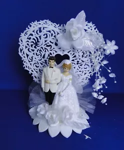 New Elegant Wedding Caketop Bride & Groom heart background with white roses #171 - Picture 1 of 7
