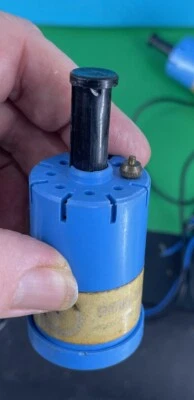 Par de - CONTROLADORES DE COCHE SLOT ESCALA 1/32 TIPO ÉMBOLO AZUL Excelente VER Foto 1 de 4