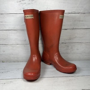 Hunter Red Waterproof Buckle Strap Rain Boots (Youth) Sz 2M/3M - Picture 1 of 13