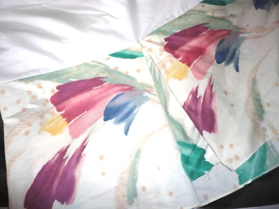 VINTAGE CROSCILL RIVIERA PASTEL FLORAL MELON (1) QUEEN BEDSKIRT 13" DROP SPLIT - Image 1 of 4