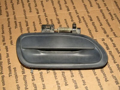 Subaru Legacy Outback 1996-1999 OEM RH pasajero trasero mango exterior 97 98 99 Foto 1 de 2