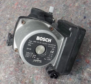 Bosch /Grundfos Type UPM 15-70 CACAO P/N: 5993750 Umwälzpumpe Pumpe - Picture 1 of 8