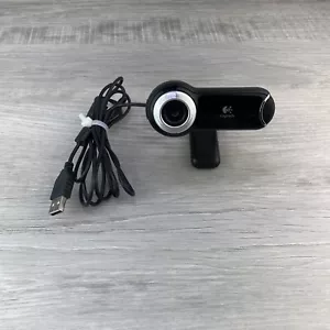 Logitech QuickCam Pro 9000 Webcam V-UBM46 USB Camera With Mic Carl Zeiss 2MP - Picture 1 of 6