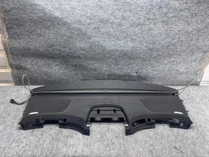 MERCEDES W222 S63 S65 S550 AMG ALTAVOZ TRASERO BURMESTER CUBIERTA RODILLO PERSIANA OEM - Imagen 1 de 9