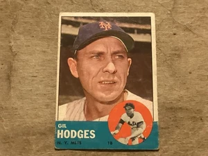 1963 Topps Gil Hodges #245 Salón de la fama - Ex+ - Ligero desgaste en las esquinas - Sin pliegues - Bien centavo - Imagen 1 de 2