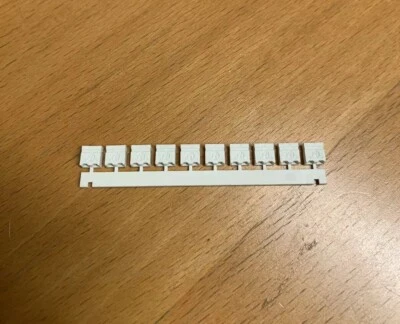 Methode 9600-202-31 .100" (2.54mm) Insulated Programmable Shunt (10pcs = 1 lot) - Image 1 of 4