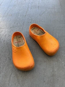 BIRKENSTOCK Kids Clogs Size 8.5 Super Birki Slides Orange - Picture 1 of 5