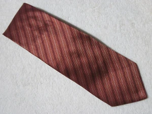 BURBERRY LONDON TEXTURED BURGUNDY RED REPP S MADE IN ITALY 100% SILK 3.75"W 58"L - Picture 1 of 5