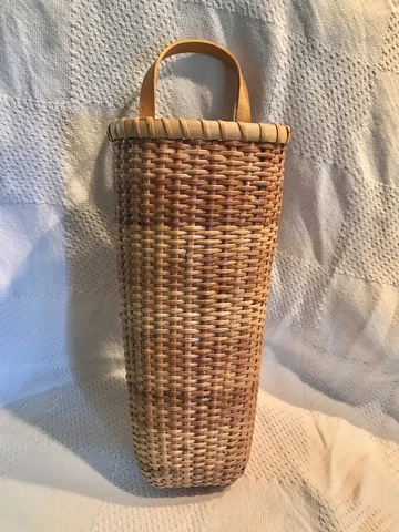 Nantucket basket floral wall nautical decor 13”H 4”W 6”L VGUC Cover