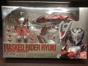 S.H.Figuarts Kamen Rider Ryuki and Dragreder Figure Set Bandai From Japan Toy - Picture 1 of 7